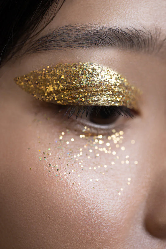 Enhance the Beauty of Your Eyes with Makeup